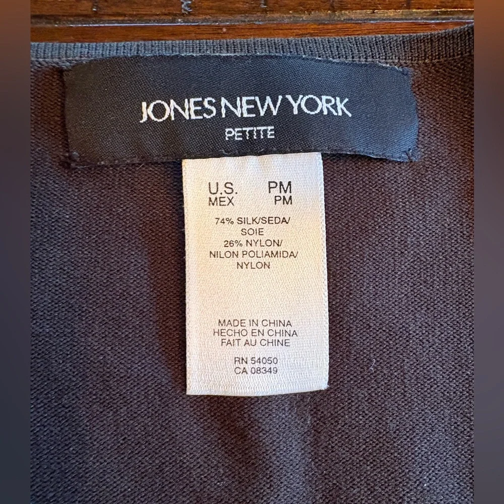 Jones New York Hunter/Slate V-Neck Silk Blend Knit - Size PM